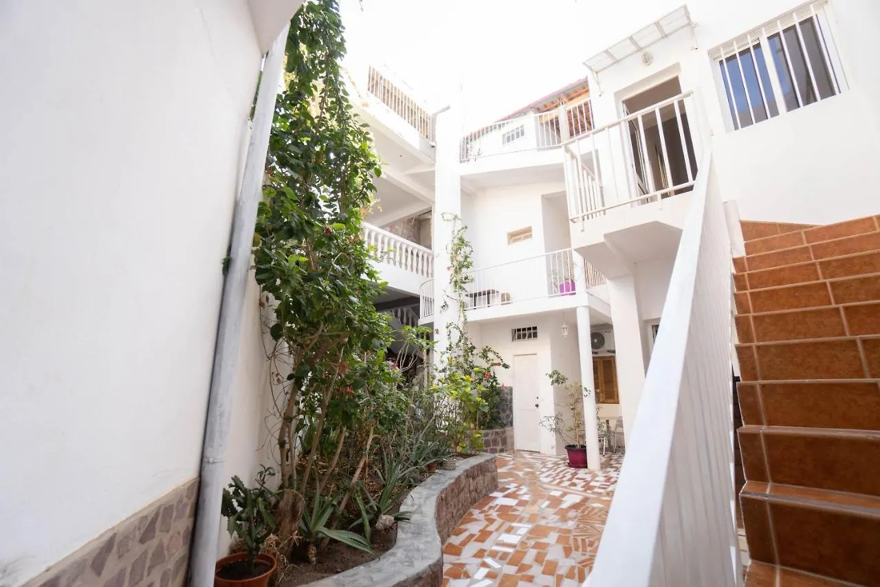 Residencial Che Guevara Bed & Breakfast ミンデロ カーボベルデ